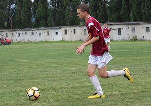 LEYU SPORTS中国官方网站-全国青少年足球冠军赛激烈角逐阶段赛事，全国青少年足球选拔赛  第2张